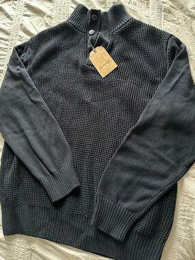 NWT Weatherproof Men's Vintage Black Button-Neck Knit Sweater